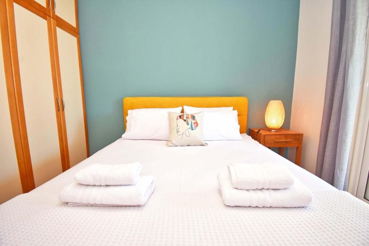 Pebbles And Sea At Barbati With Shared Pool Apartment Luaran gambar