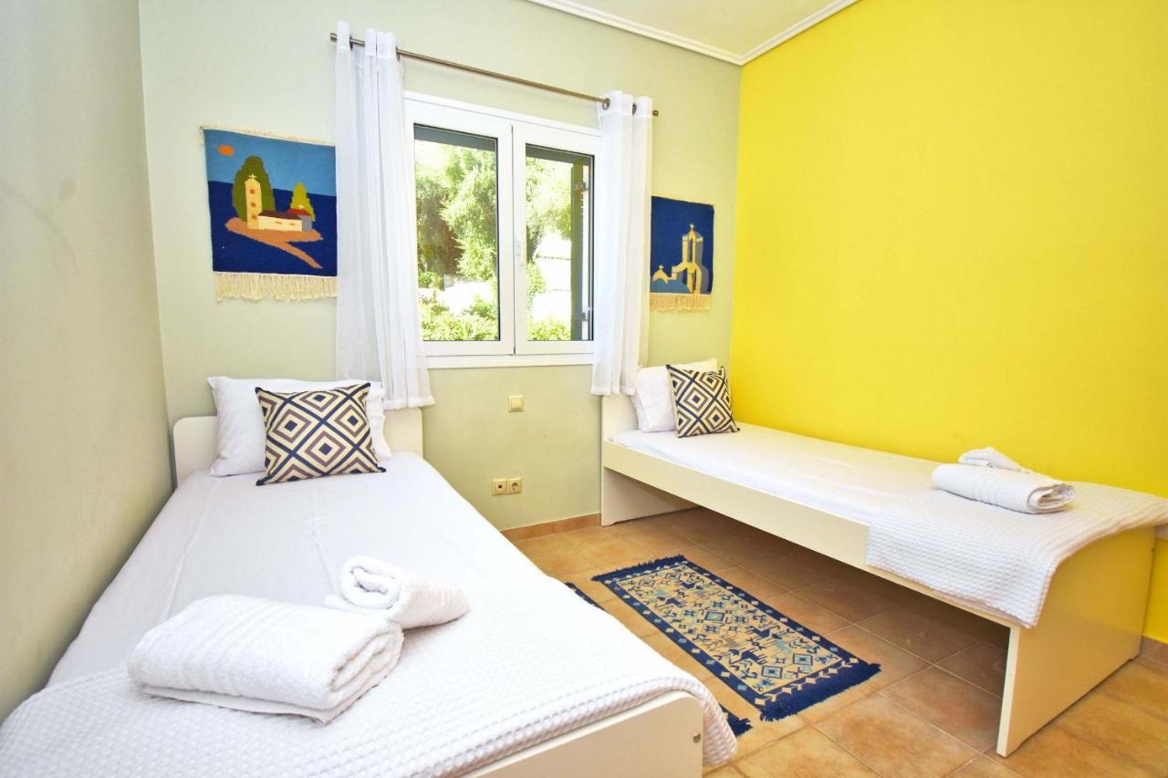 Pebbles And Sea At Barbati With Shared Pool Apartment Luaran gambar